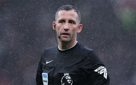 [Premier League]: Chris Kavanagh will take charge of Manchester City v. Liverpool, Stuart ...