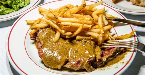 Le Relais de Venise L’Entrecôte | New York Magazine | The Thousand Best