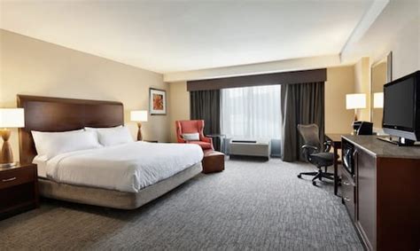 Atlanta Downtown Hotels - Hilton Garden Inn Rooms