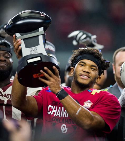 Our bowl predictions (Dec. 26-29): Picks for both CFP semifinals, plus ...