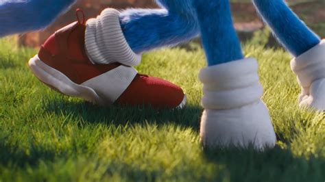 Video: See How Sonic Gets His Shoes In This Latest TV Spot From ...