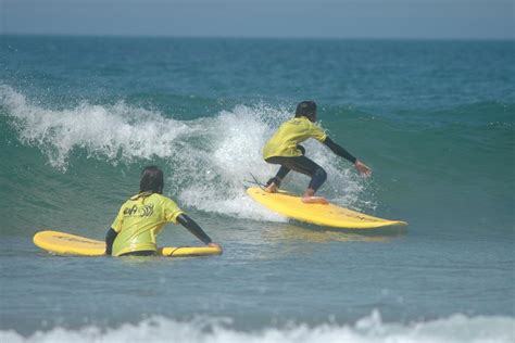 2023 Surf Lesson in Costa da Caparica - Reserve Now