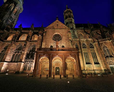 Freiburg Minster Cathedral Night View by Iñigo Escalante