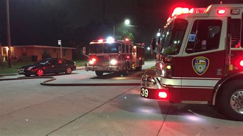 Man suffers burns during house fire in east Houston - ABC13 Houston