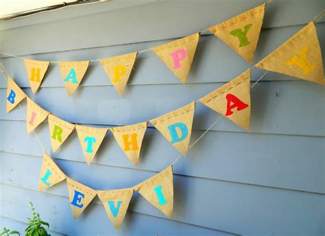 The Cyclist's Wife: DIY Burlap Pendant Banner