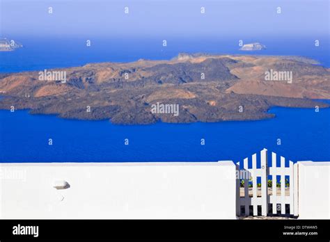 Santorini volcano view hi-res stock photography and images - Alamy