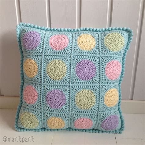 Crochet cushion cover! Pretty pastels and pom poms. Crochet Cushion ...