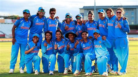 WATCH: Indian Women's Cricket team gets a grand welcome at home!