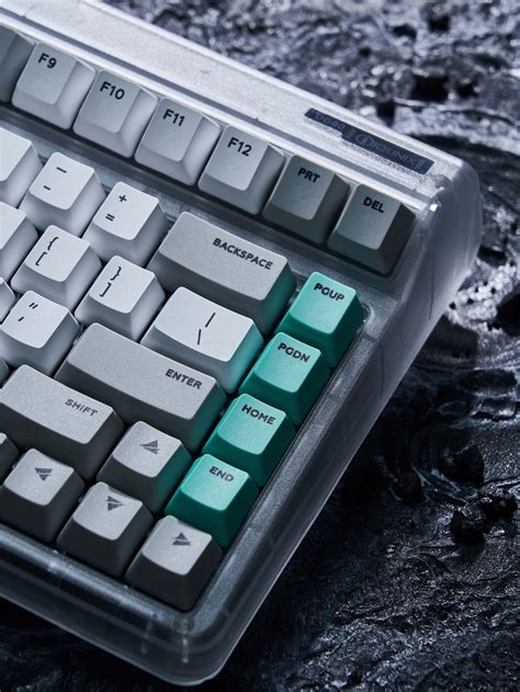 IQUNIX | High-performance and superb-design mechanical keyboards