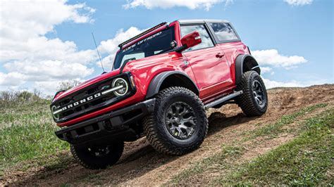 2021 Ford Bronco aftermarket stampede begins with Zone Offroad lift kit ...