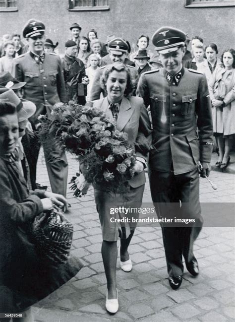 Marriage of Adolf Hitler?s secretary Traudl Junge , with the servant ...