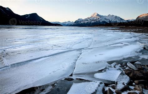 Abraham Lake Winter 5436061 Stock Photo at Vecteezy