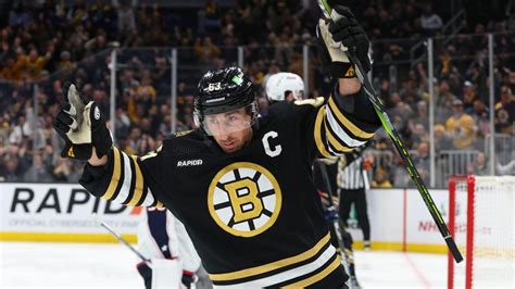 Brad Marchand gets natural hat trick; Bruins beat Blue Jackets 3-1 ...