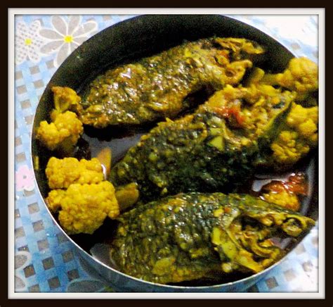 Dry Curry OF Tengra Fish With Vegetables/Tengra Subji – Jhal