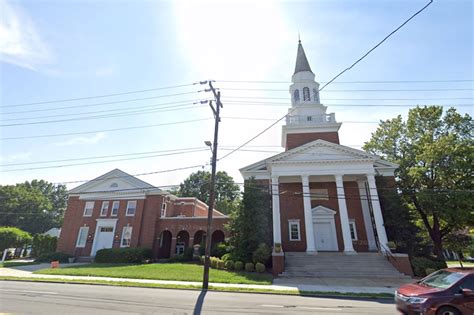 Southern Baptist Church cuts ties with two congregations over LGBTQ policies