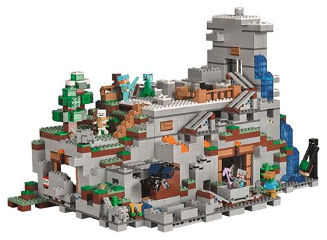 21137 The Mountain Cave is the biggest Minecraft LEGO set yet!