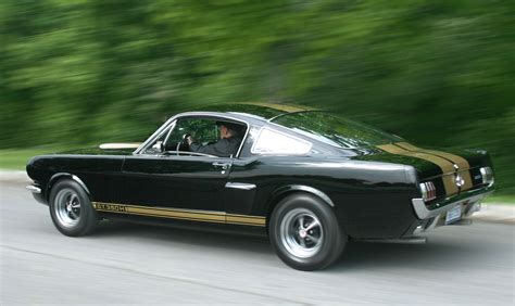 Hertz rental car ford mustang