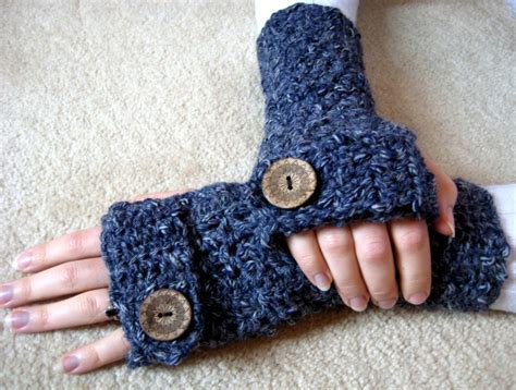 Powering Through Winter: DIY Fingerless Gloves