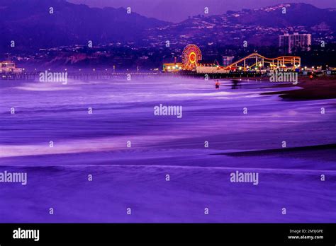 Santa Monica Beach and pier at sunset, California, USA Stock Photo - Alamy