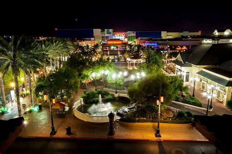 Town Square Lands Two New Hotels - Eater Vegas