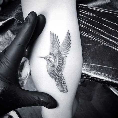 50+ Stunning Hummingbird Tattoo Design Ideas (and What They Mean ...