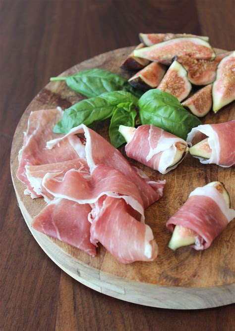 Prosciutto Wrapped Figs - Prosciutto Di Parma