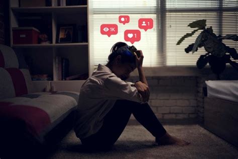 The Rise of Youth Depression due to Social Media | by Bearlybri | Medium