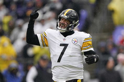 ‘I Thank God’: NFL Star Ben Roethlisberger Keeps First Things First as He Announces Retirement ...