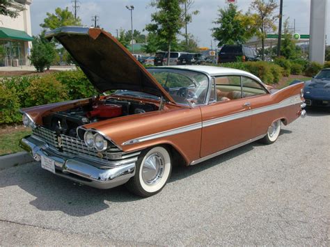 1959 Plymouth Sport Fury - Information and photos - MOMENTcar