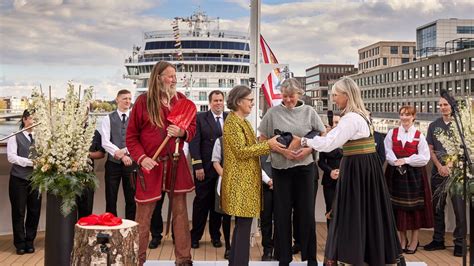 Viking Octantis & Viking Polaris Naming Ceremony | Videos | Viking Cruises