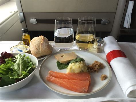 The 10 Most Luxurious In-Flight Meals - Fly&Dine