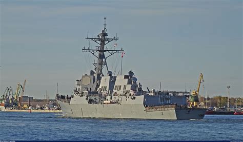 USS Gravely DDG107 - IMO 4677356