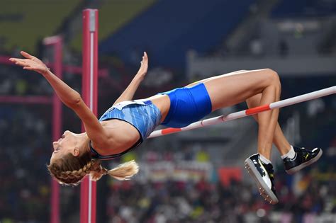 Focus on women's high jump and men's pole vault at World Athletics Indoor Tour