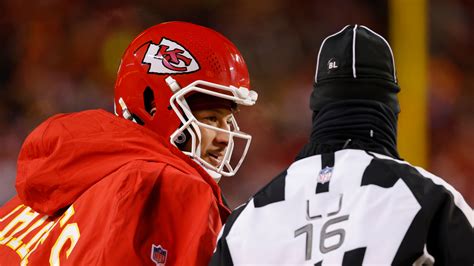 Patrick Mahomes Broken Helmet Vs. Dolphins Sparks Controversy