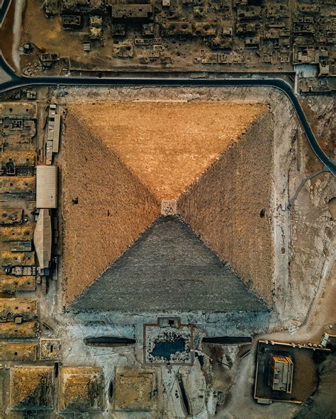 Incredible Drone Photos Offer Bird's-Eye View of Giza's Ancient Egyptian Pyramids - Democratic ...