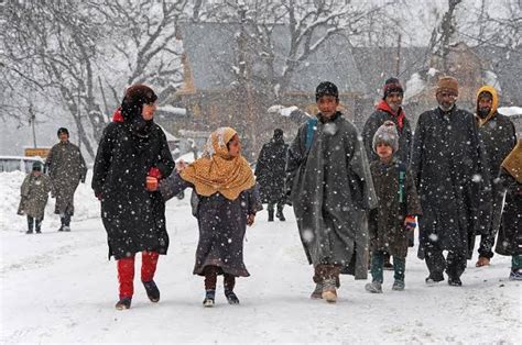 Possibility of Light Snowfall in Jammu and Kashmir Due to Western ...