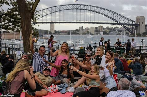 New Years Eve fireworks Australia 2023: Sydney display breathtaking as ...