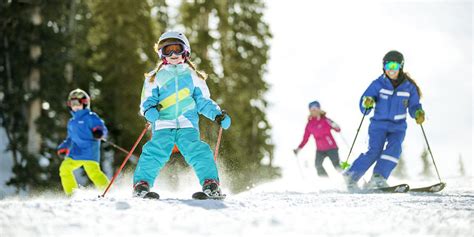 7 Best Colorado Ski Resorts for Beginners | Family Vacation Critic