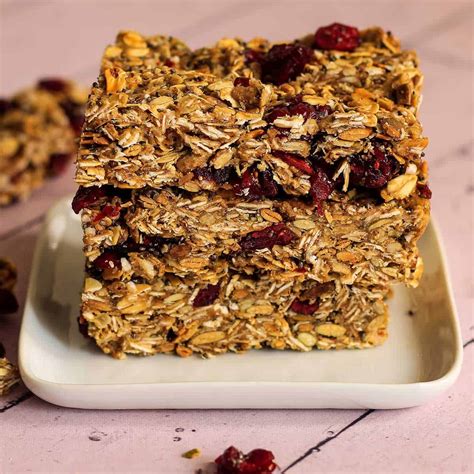 Easy Chewy Vegan Granola Bar Recipe ~ Cook Eat Live Love