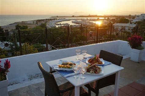 Where to Stay on the Athens Riviera: Hotels for Every Budget | Athens ...