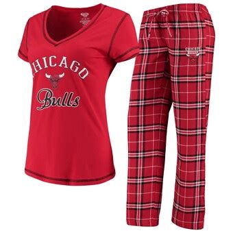 Chicago Bulls Women's Gear, Clothing, Merchandise | Official Chicago ...