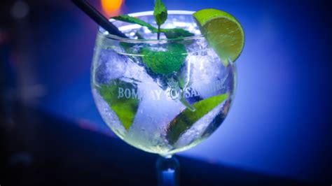 16 Best Bombay Sapphire Cocktails To Drink