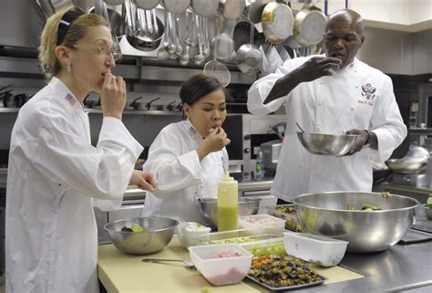 Role of a food taster outside the White House - WTOP News