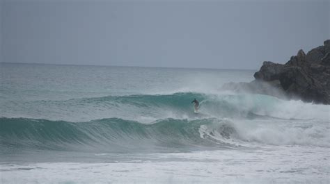 Surf Right Hand Points of Salina Cruz | Oaxaca Surf Adventures