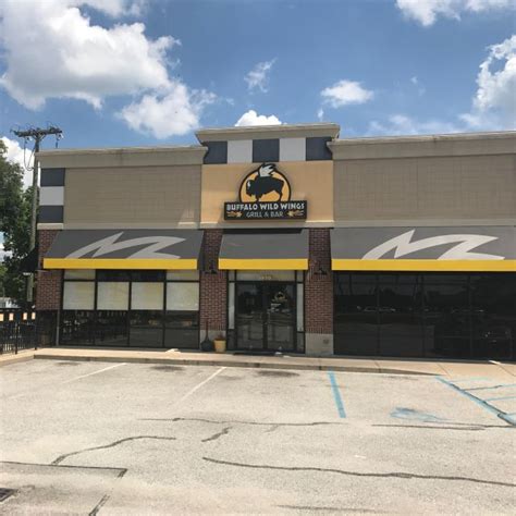 Buffalo Wild Wings - Crawfordsville Restaurant - Crawfordsville, IN ...