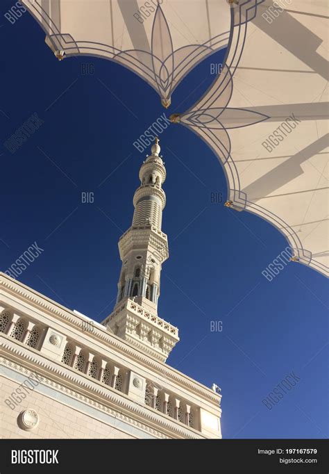 Nabawi Mosque Most Image & Photo (Free Trial) | Bigstock