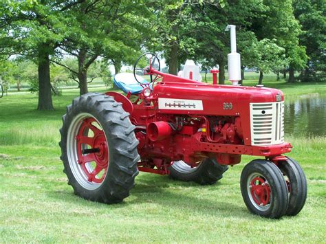 McCormick Farmall 350