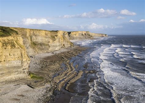 Southerndown beach (Dunraven Bay) | Full Guide with Pictures - Best Hotels Home