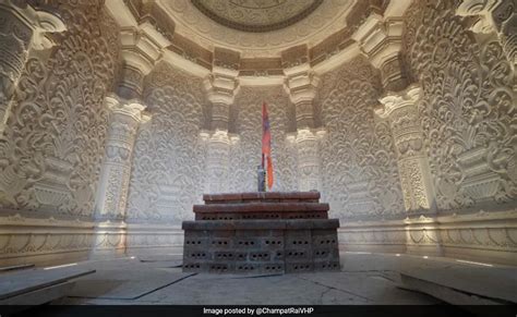 Ram Mandir Update: सिंहासन हुआ तैयार जिस पर विराजमान होंगे श्री राम, जानें इसके बारे में मंदिर ...