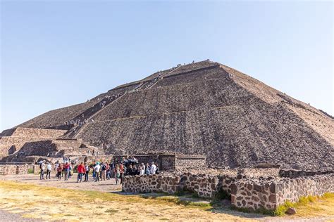 How to Visit Teotihuacan for an Unforgettable Sunrise